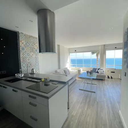Apartamento Moderno Piso Mirando Al Mar