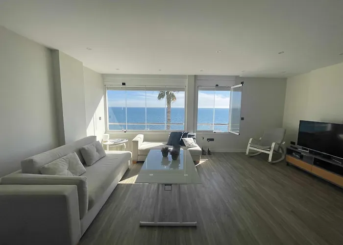 Apartamento Moderno Piso Mirando Al Mar