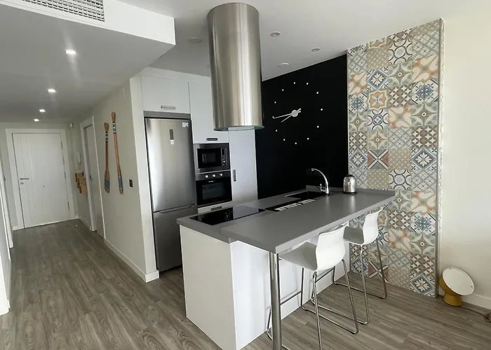 Apartamento Moderno Piso Mirando Al Mar *